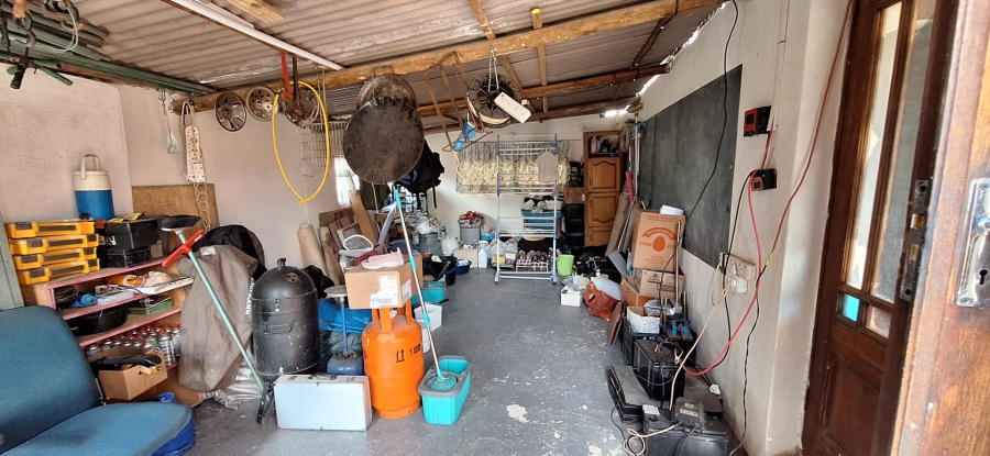 2 Bedroom Property for Sale in Albertinia Western Cape